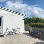 Дом отдыха Sage - Self Catering