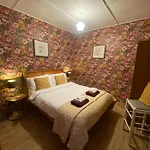Sage - Self Catering