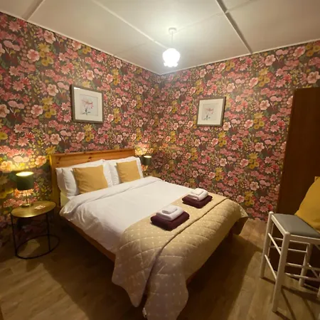 Sage - Self Catering