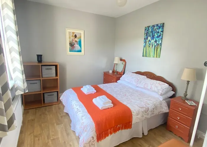 Sage - Self Catering *